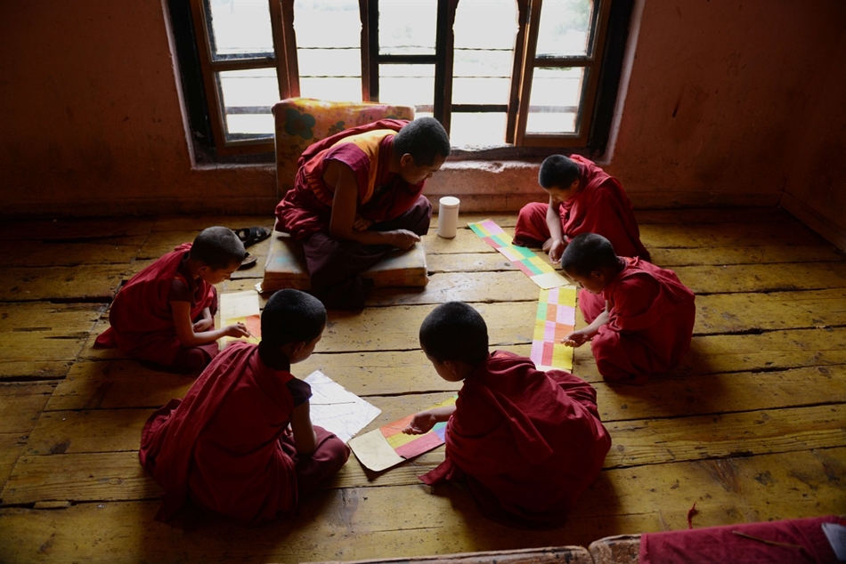 Thimpu, Bhután - tanulás a kolostorban