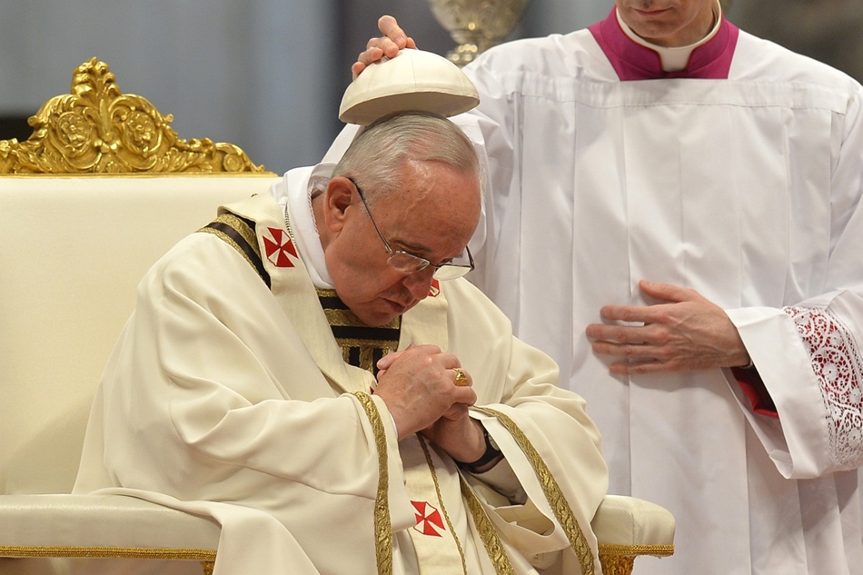 Vatikán - Ferenc pápa nagycsütörtökön a Szent Péter- bazilikában