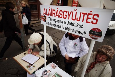Orbán-plakát 2010-ben. Hazudott?