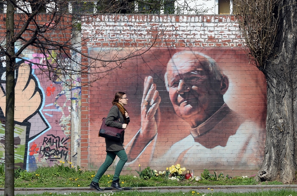 2014. április 6. - Krakkó, Lengyelország: II. János Pállal ma is bárki találkozhat